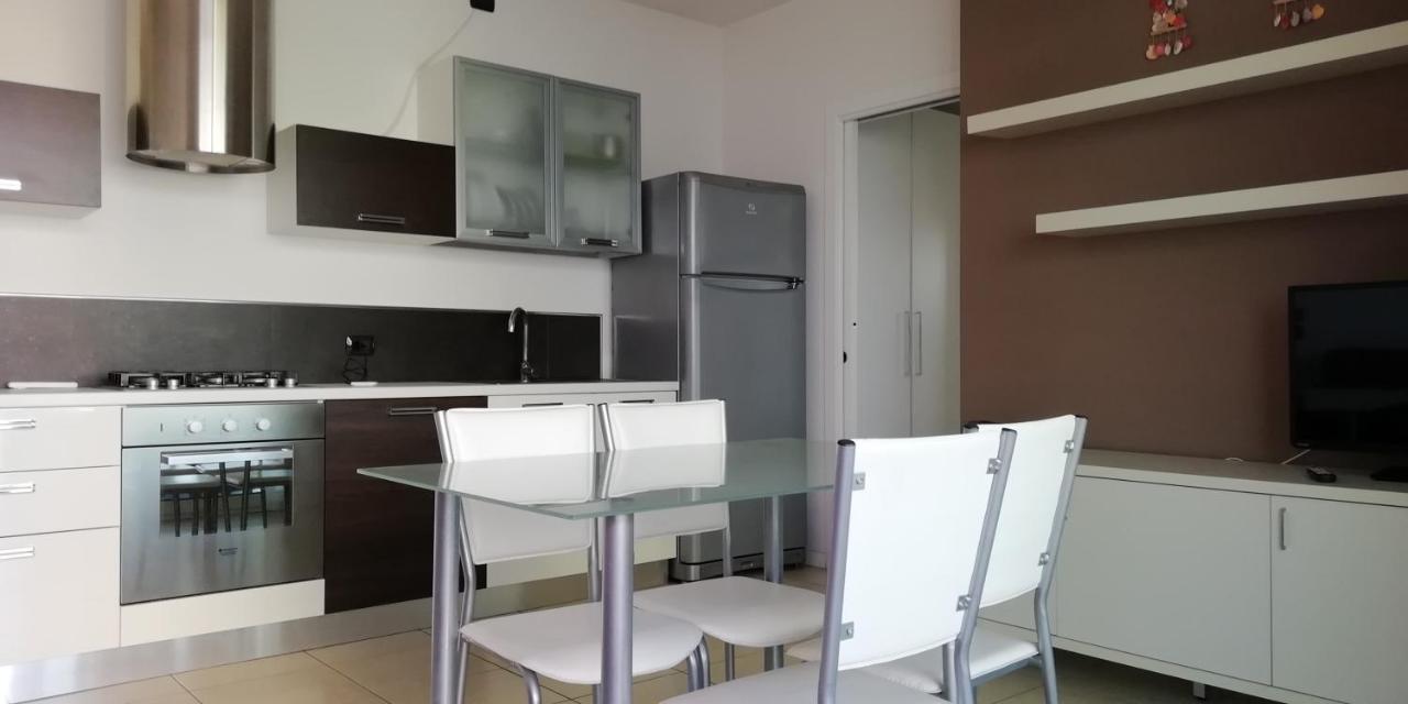 Ferienwohnung Brezza Da Mare Rimini Exterior foto
