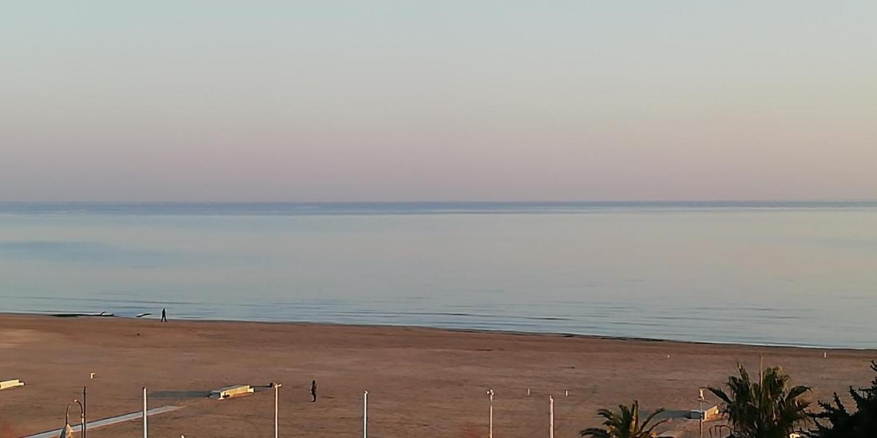 Ferienwohnung Brezza Da Mare Rimini Exterior foto